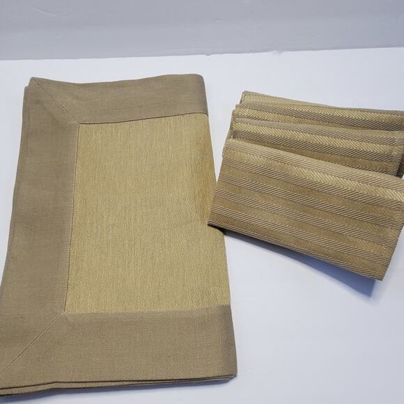 Guiliana Picomi Tessuto telaio Napkins and Placemat Set of 4 - Picture 2 of 8